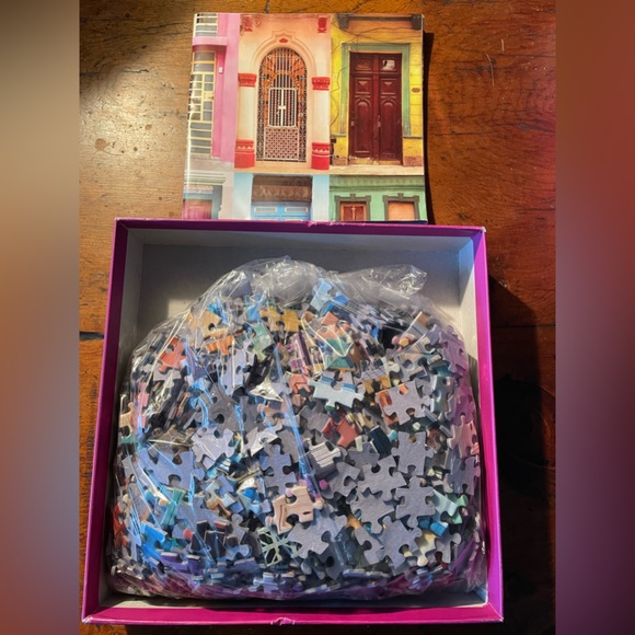 “ALL THE DOORS” 1,000 PIECE PUZZLE FROM “PETER PAUPER PRESS” MINT & COMPLETE PCS - Picture 3 of 5